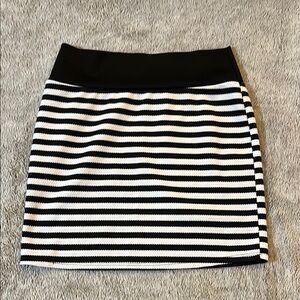 Black and White Mini Pencil Skirt for Work